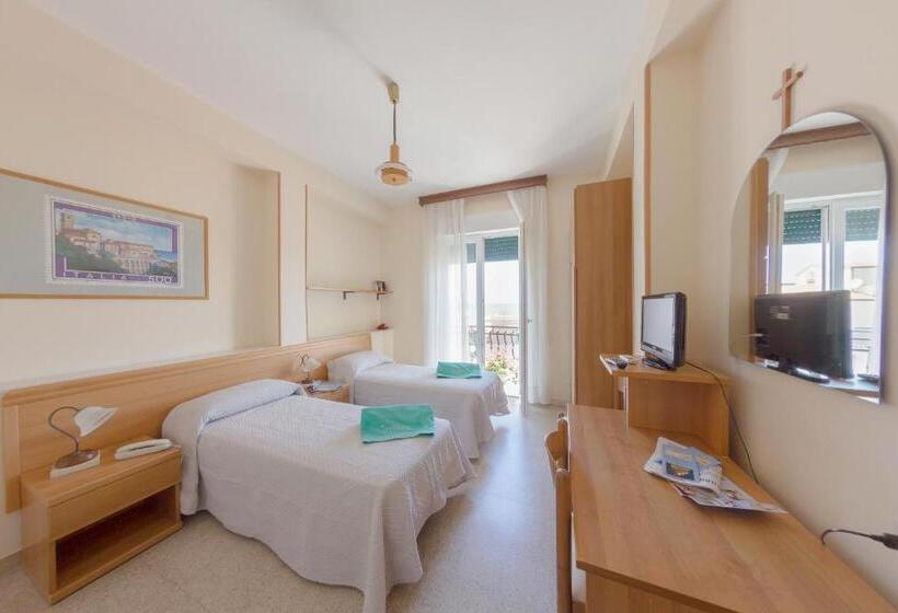 스탠다드 트리플 룸, Venezia Vasto