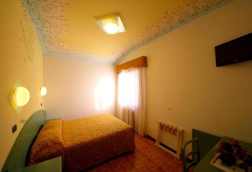 غرفة قياسية, La Favorita Apricale B&b & Ristorante