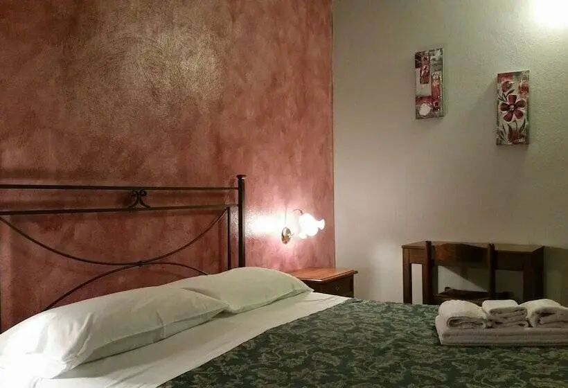 スタンダードトリプルルーム, Albergo B&b Antica Trattoria Bacco