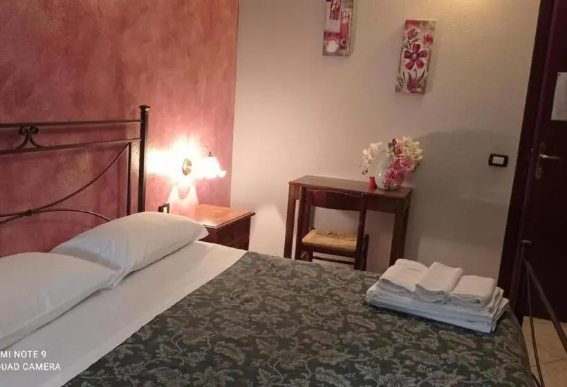 スタンダード4人部屋, Albergo B&b Antica Trattoria Bacco