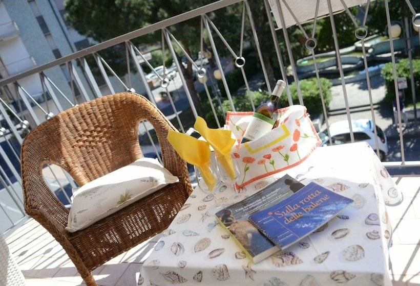 スタンダードルーム, B&b Fiordarancio