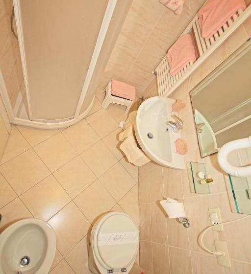 غرفة قياسية مزوَّدة بتراس, Affittacamere Da Carla