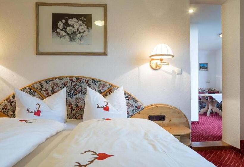 جناح جونيور, Gästehaus Walserheimat