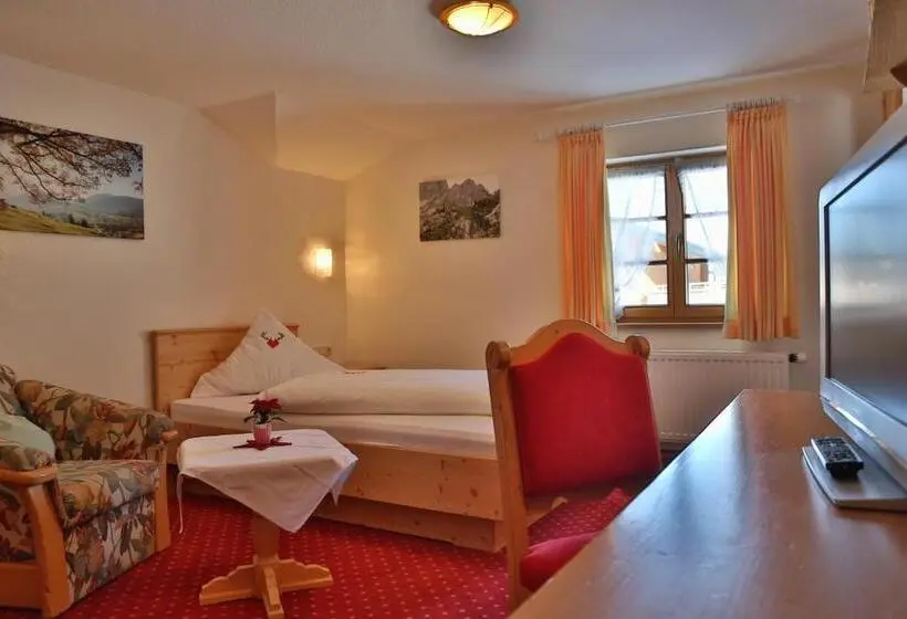 Standard Yhden Hengen Huone, Gästehaus Walserheimat