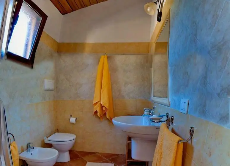 اتاق استاندارد, Li Teggi Turismo Rurale