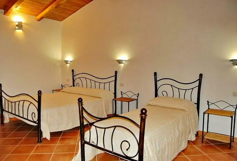اتاق استاندارد, Li Teggi Turismo Rurale