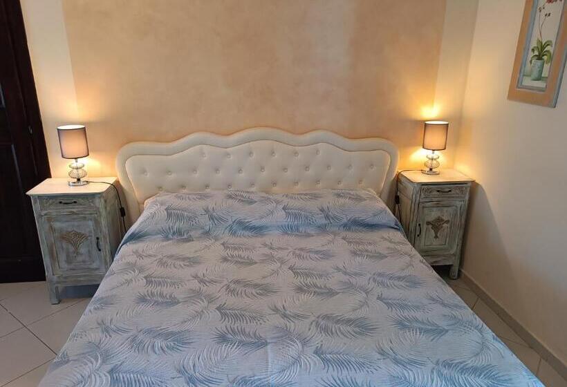 스탠다드 룸, Domus Langhe B&b