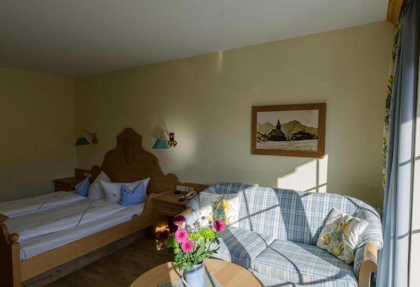 Comfort room with balcony, Alpengasthof Löwen