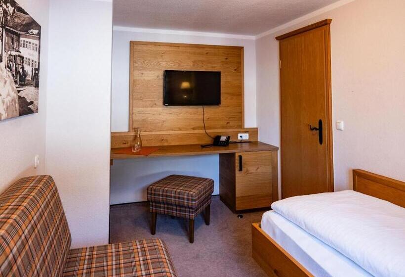 スタンダードシングルルーム, Alpengasthof Löwen