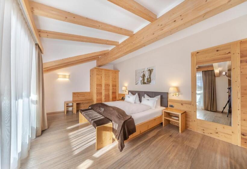 小型套房, Chalet Dlaces