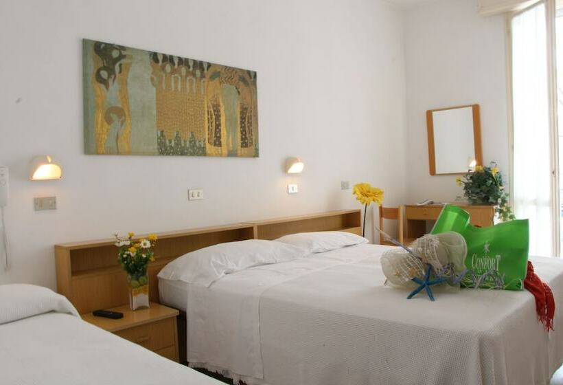 Camera Quadrupla Standard, Confort