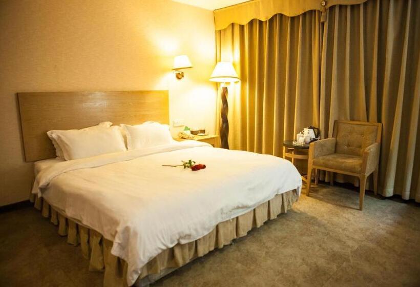 スタンダードルーム, Fuhao