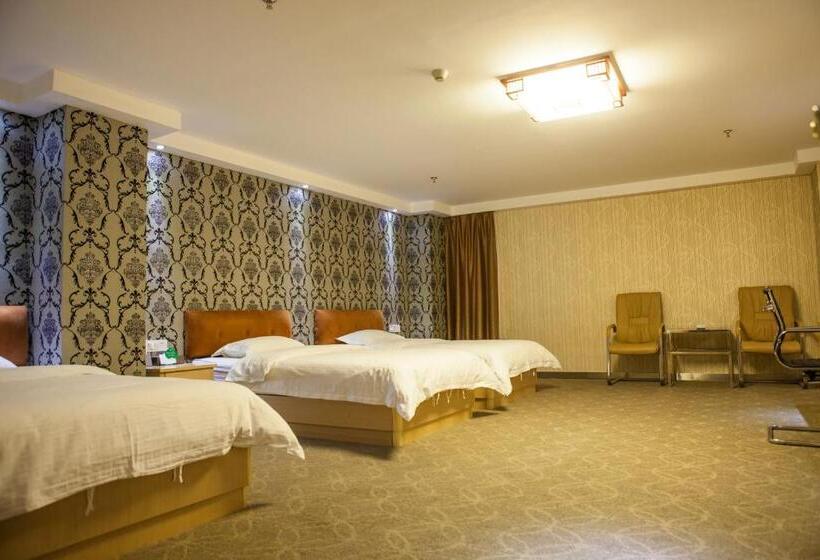 スタンダードトリプルルーム, Fuhao