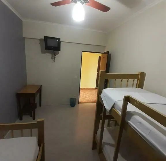 バス共有のスタンダードルーム, & Hostel San José