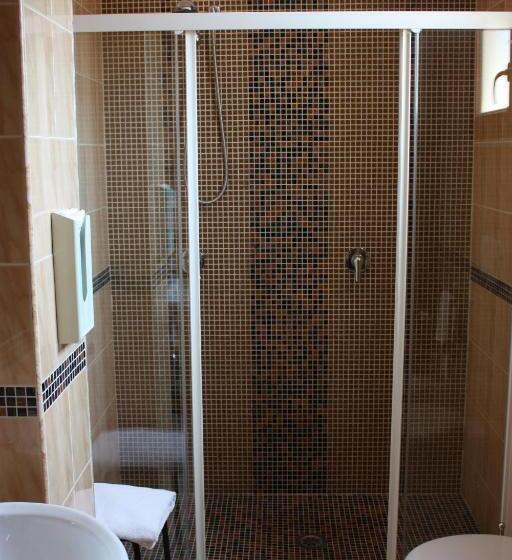 חדר סטנדרט לשלושה, Il Giardino Degli Aranci