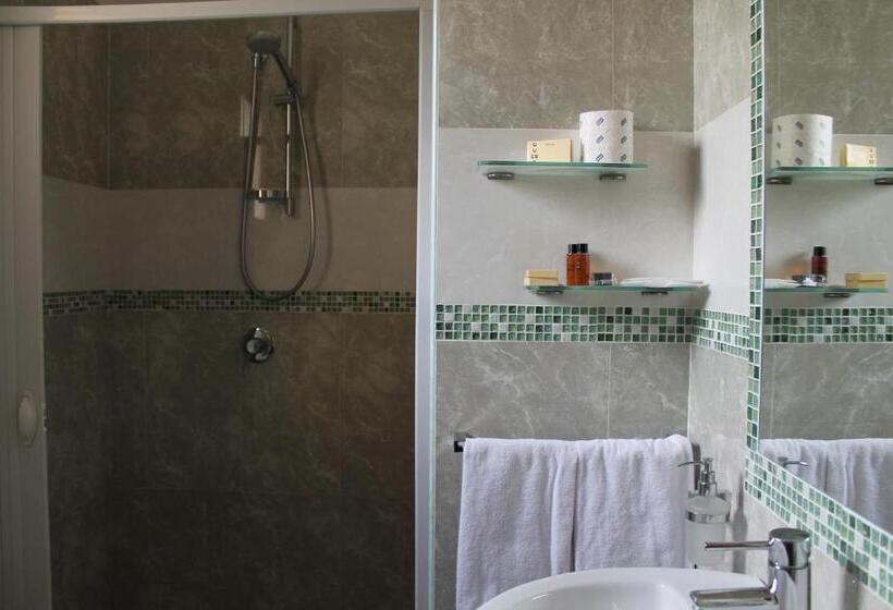 חדר סופריור לארבעה, Il Giardino Degli Aranci