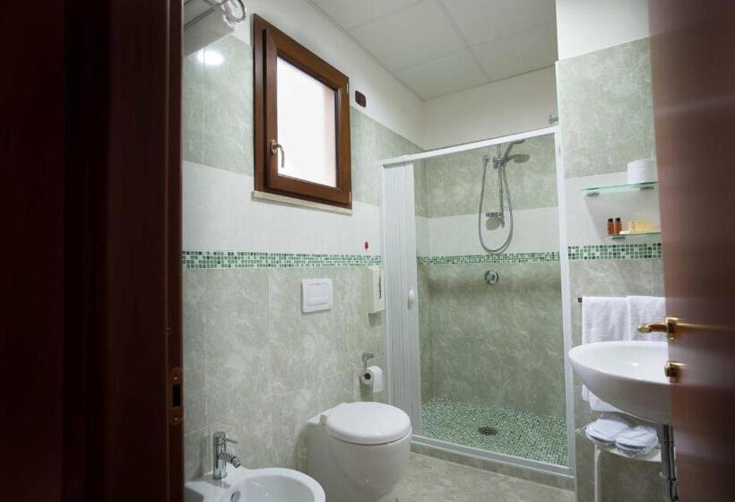 חדר סופריור לארבעה, Il Giardino Degli Aranci