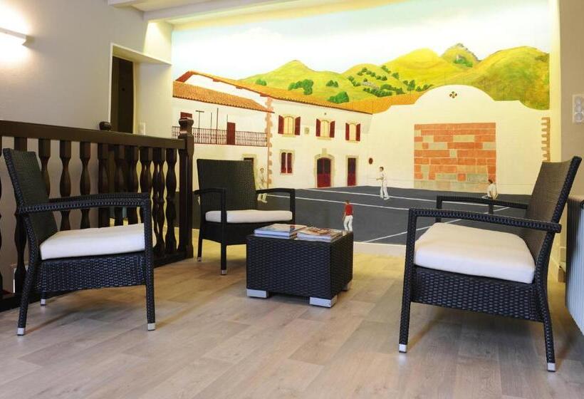 コンフォートルーム, Manexenea