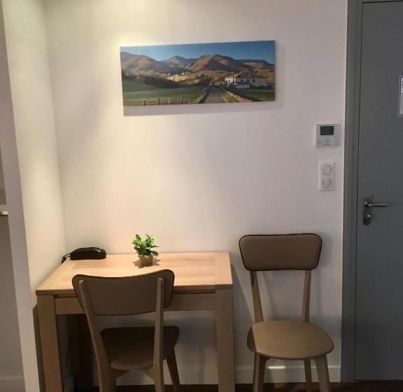 コンフォートルーム, Manexenea