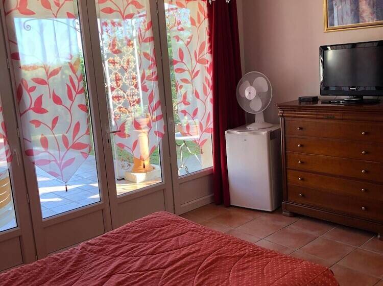 Habitació Estàndard, Martinengo