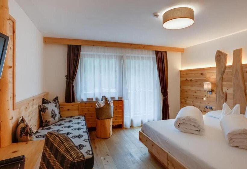 コンフォートトリプルルーム, Muliac