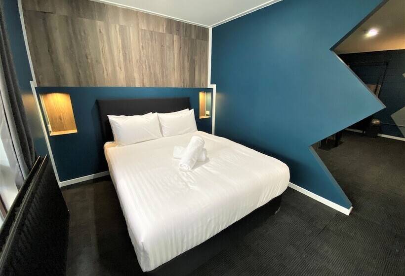 סוויטה משפחתית מוזלת, Vikas