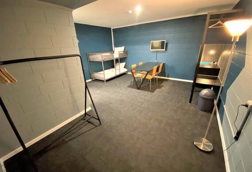 סוויטה משפחתית מוזלת, Vikas