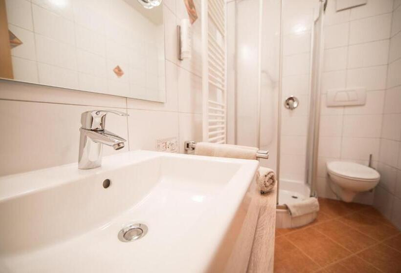 Quarto Estandar Vista Jardim, Waidmannhof