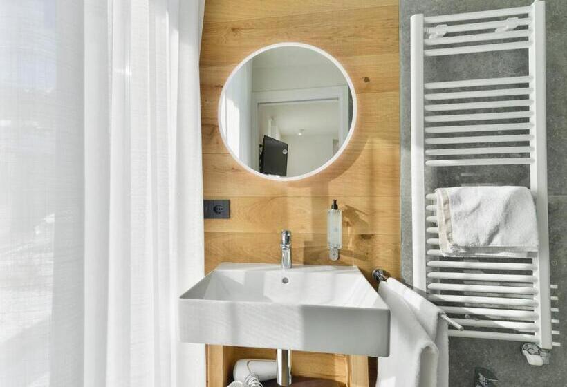 חדר סופריור, Zerbion