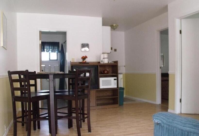 سوئیت 2 خوابه, Sunset Motel