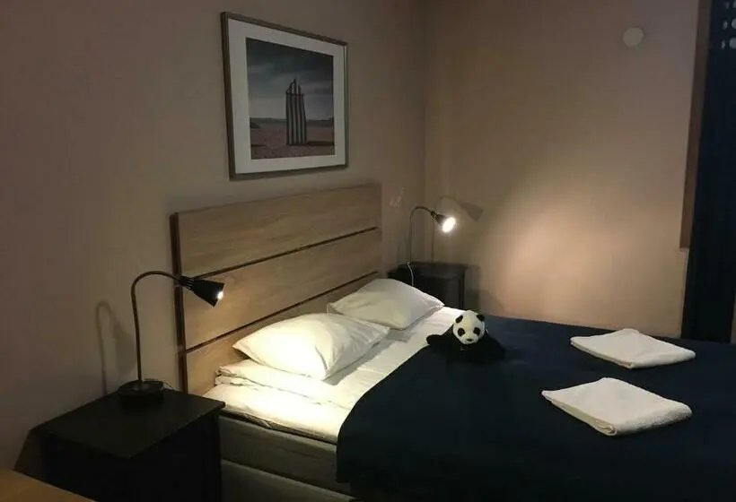 バス共有のスタンダードルーム, Viking Motel