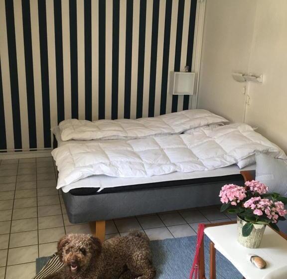 غرفة قياسية حمام مشترك, Poppelgaarden Rømø   Hostel