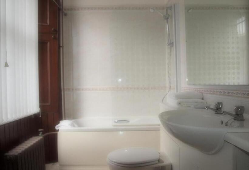 اتاق استاندارد, Argyll Arms Hotel