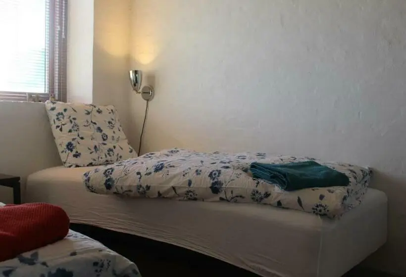 Standard Neljän Hengen Huone, B & B Langagergaard