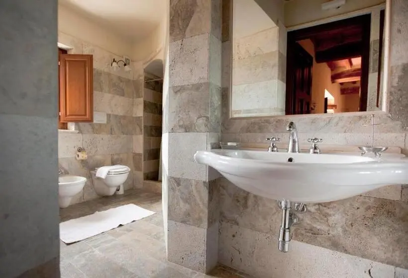 デラックスルーム, Castello Delle Serre