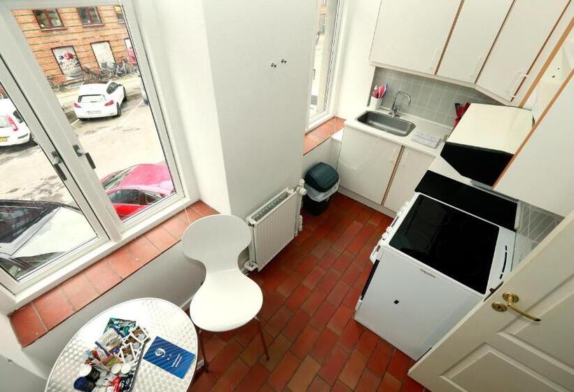 2ベッドルームアパートメント, 9 Små Hjem