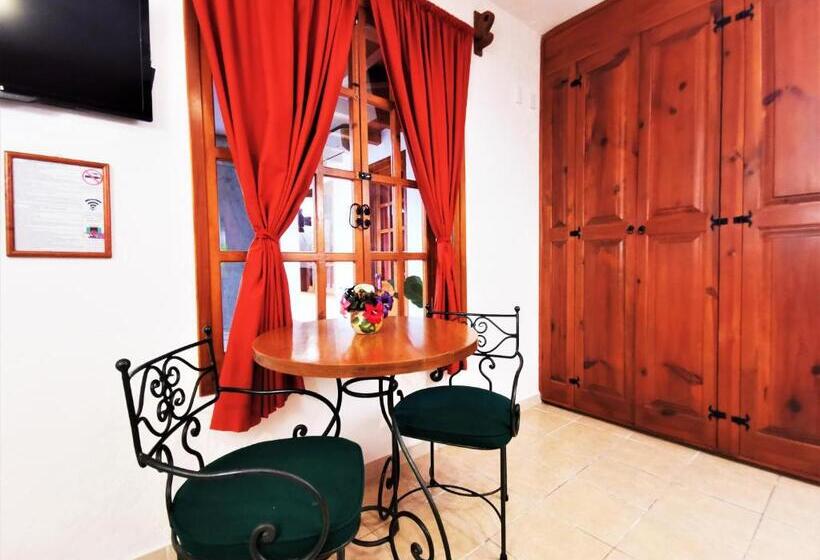 اتاق سوپریور با تخت بزرگ, Casa De La Tía Tere