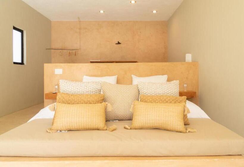 غرفة ديلوكس ذات إطلالة, Cerritos Surf Town   Beach Front Property