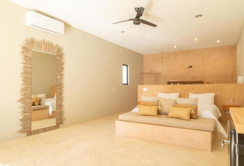 غرفة ديلوكس ذات إطلالة, Cerritos Surf Town   Beach Front Property