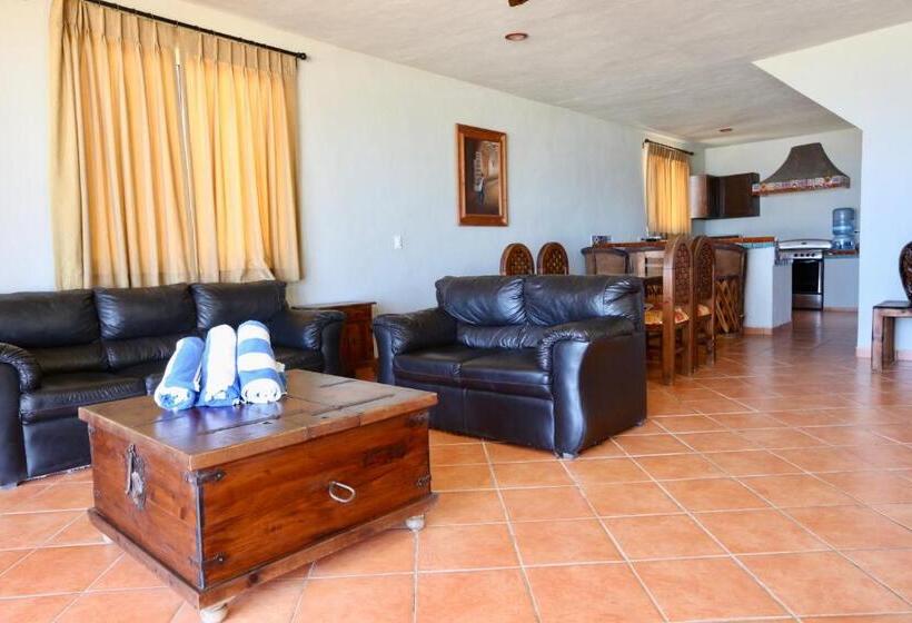 ツーベッドルーム　ヴィラ, Cerritos Surf Town   Beach Front Property