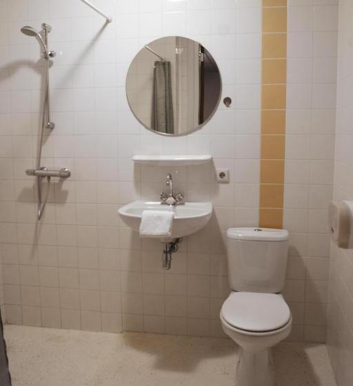 غرفة قياسية فردية, Eckhardt