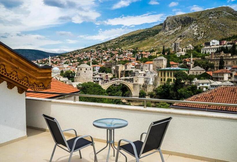 اتاق استاندارد با تراس, Kapetanovina