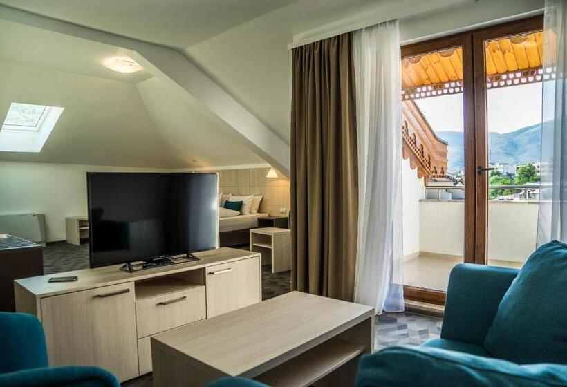 آپارتمان 1 خوابه, Kapetanovina