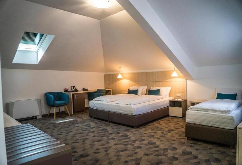 آپارتمان 1 خوابه, Kapetanovina