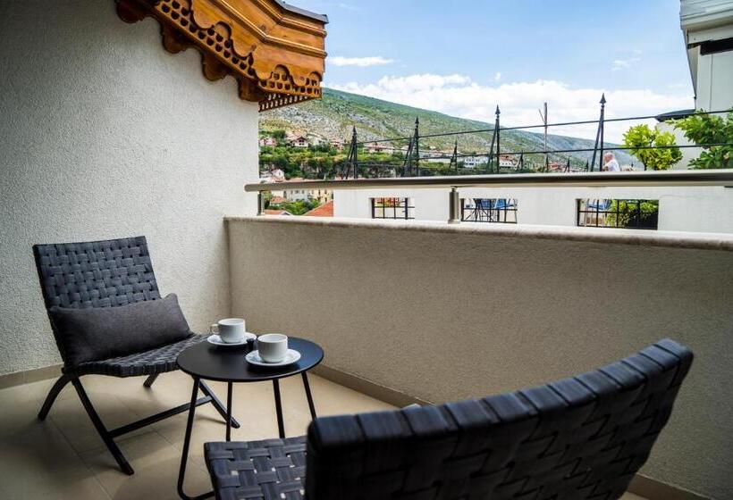 استودیو استاندارد با بالکن, Kapetanovina