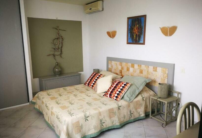 Классический Номер, Levolle Marine