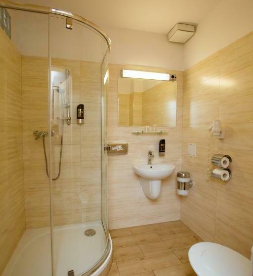 اتاق استاندارد, Litovel