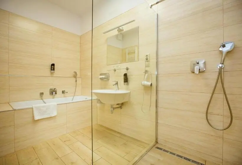 سوییت, Litovel