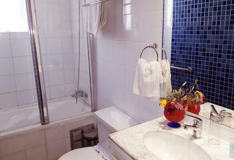 חדר סטנדרט, Nubes