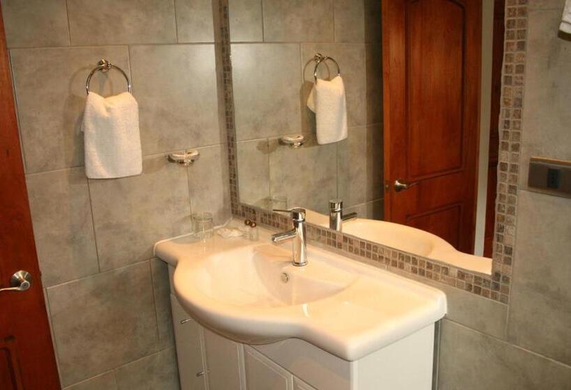 חדר סופריור, Nubes